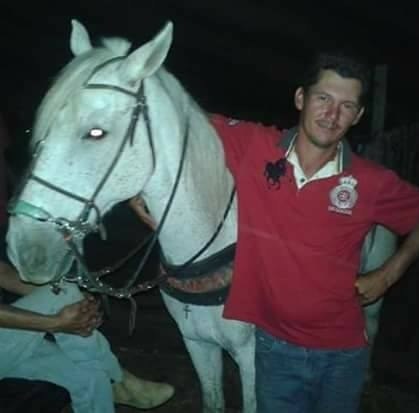 horse cries at funeral