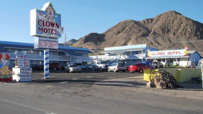 clown motel