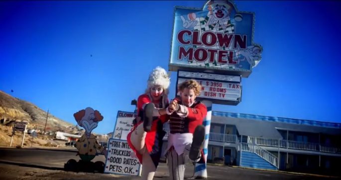 clown motel