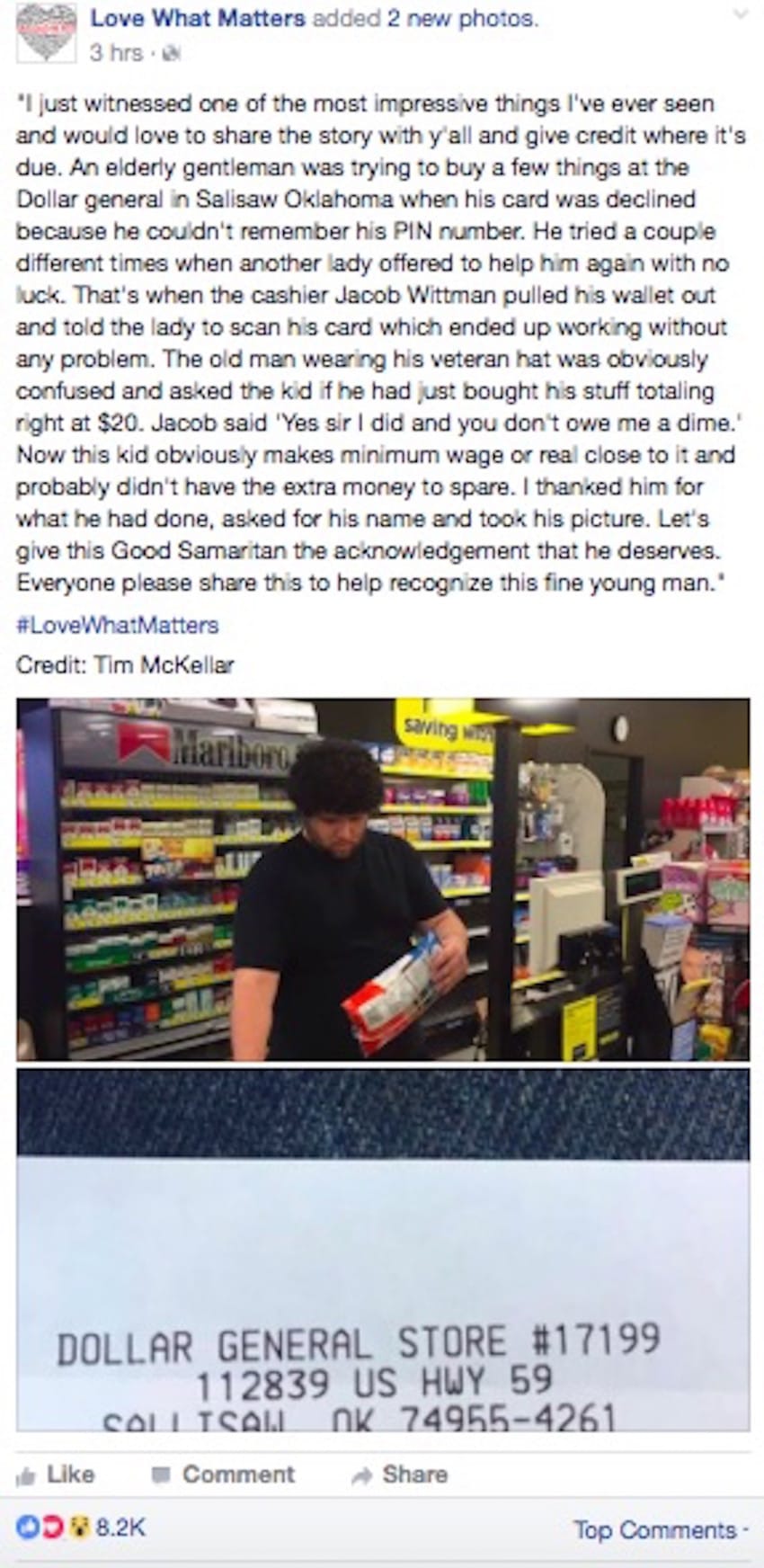 cashier pays bill