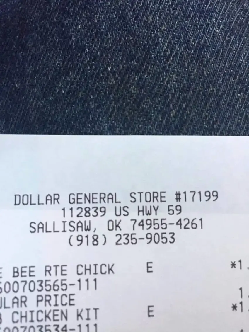 cashier pays bill