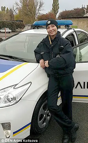 cop dies from TB