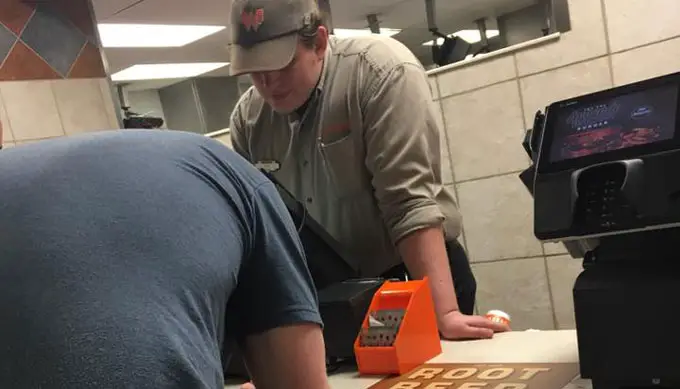 whataburger employee