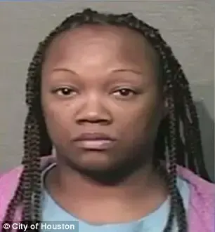 911 operator ignored calls