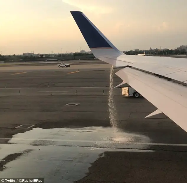 air plane leaking fuel