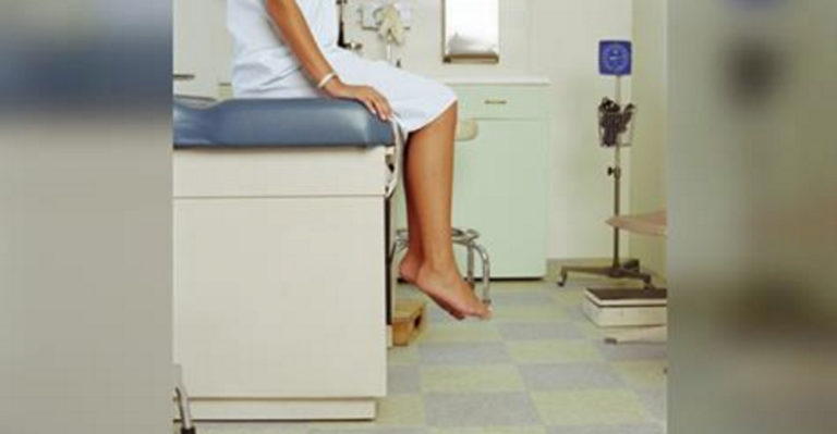 Nurse who Sends Clips of Patients in Labour and Nude 