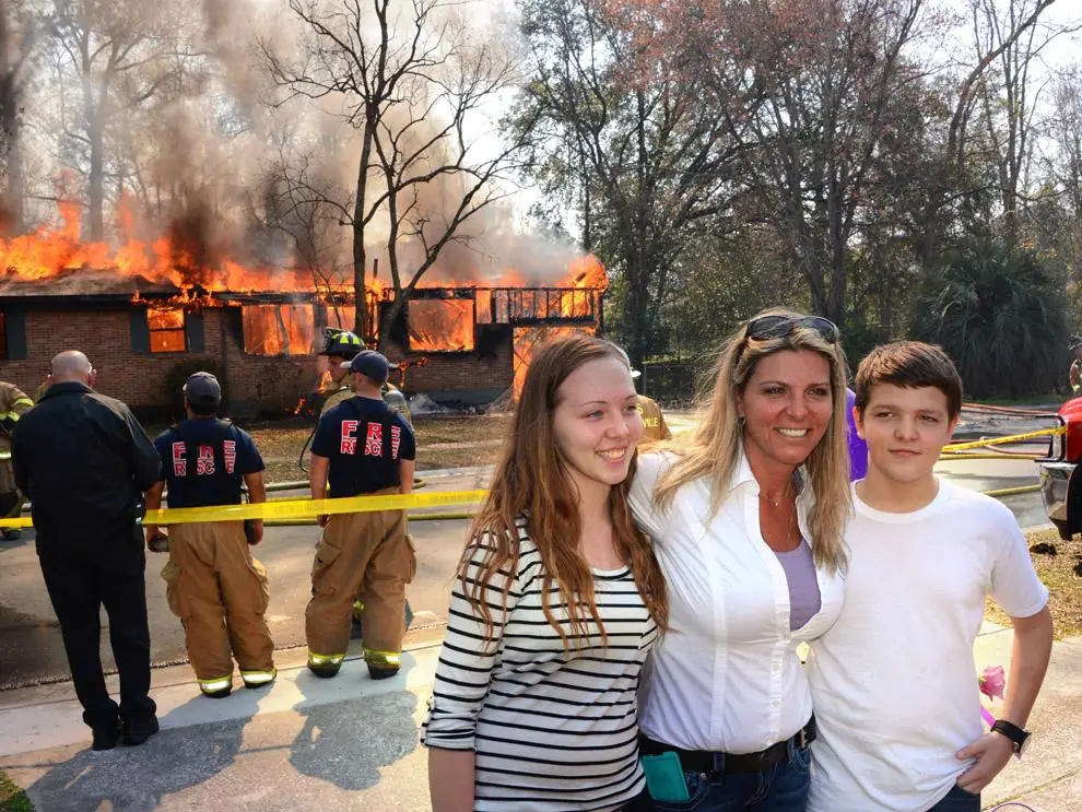 mom burns house down