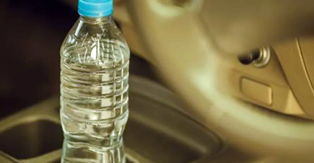 Never Leave Plastic Bottles In Your Car On A Hot Day. Here's Why