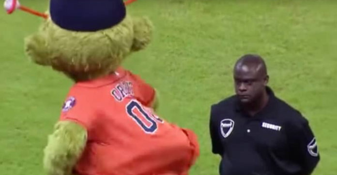 mascot-taunts-security-guard