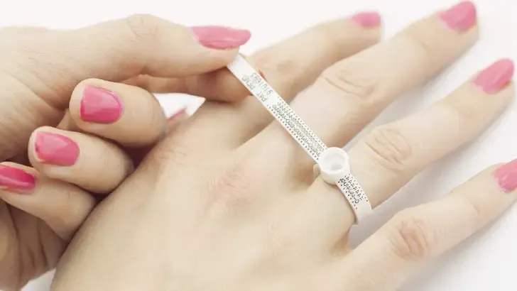 how to measure ring size
