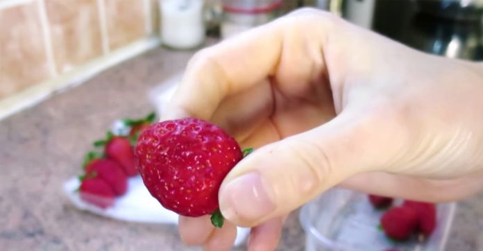 how-to-keep-strawberries-fresh