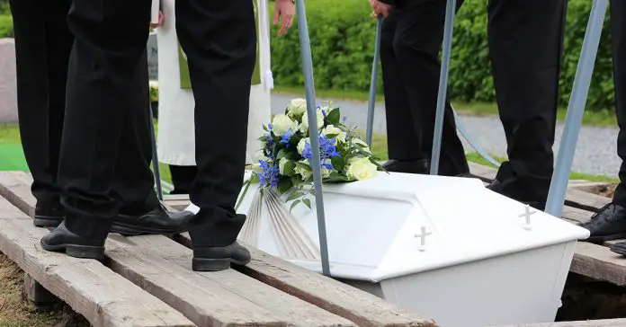 woman-gives-birth-10-days-after-her-death woman gives birth 10 days after her death