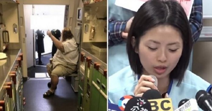 man-demanded-flight-attendants-wipe-his-butt-dies man demanded flight attendants wipe his butt dies