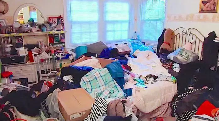 daughters room messy help
