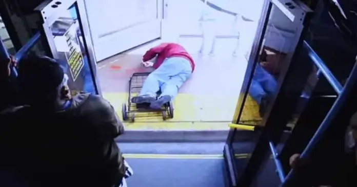 woman pushed elderly man bus