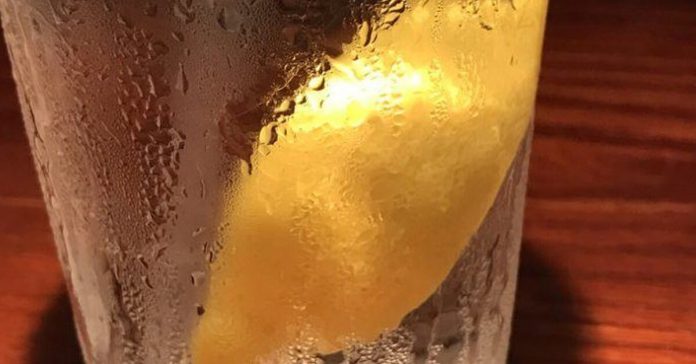 lemon-water-danger-restaurant
