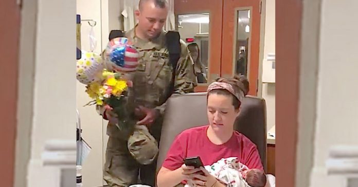 premature-twins-military-surprise