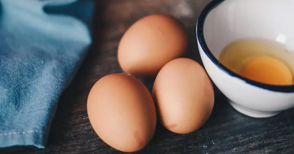 How To Tell If Eggs Are Bad Or Good 6 Easy Ways To Check 🥚🥚