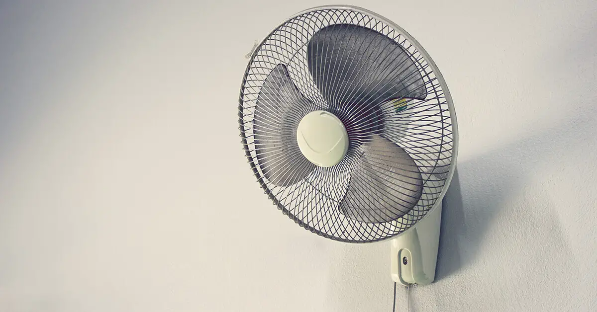 What Happens To Your Body If You Fall Asleep With The Fan On