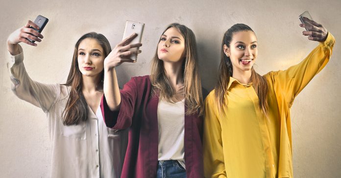 selfies-narcissism